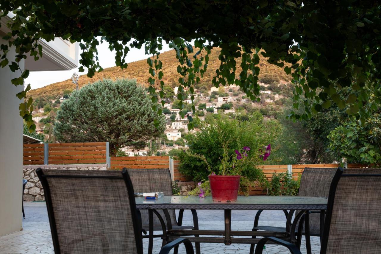 Tsoutsis Apartments Marantochori Exterior photo